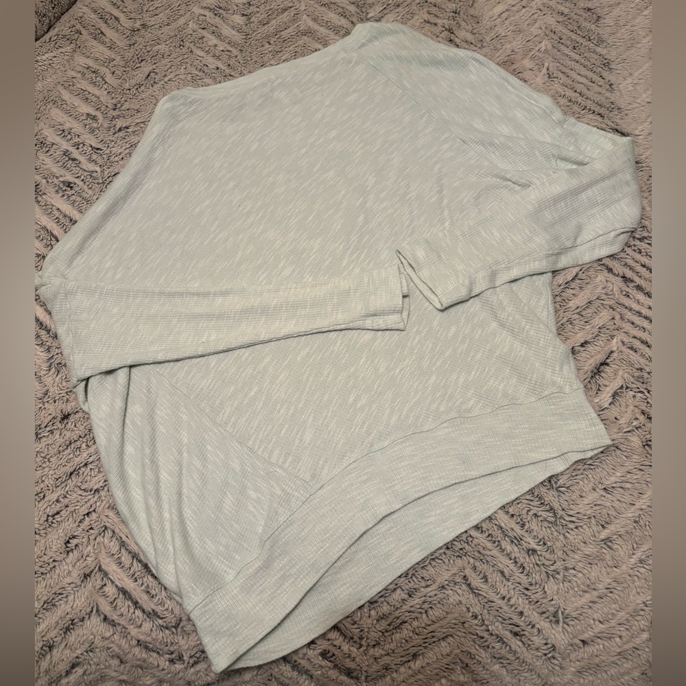 Anthropologie long sleeve ribbed shirt, light mint green size M